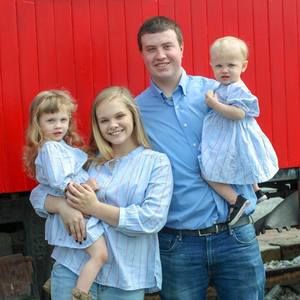 Meet your Posher, Max